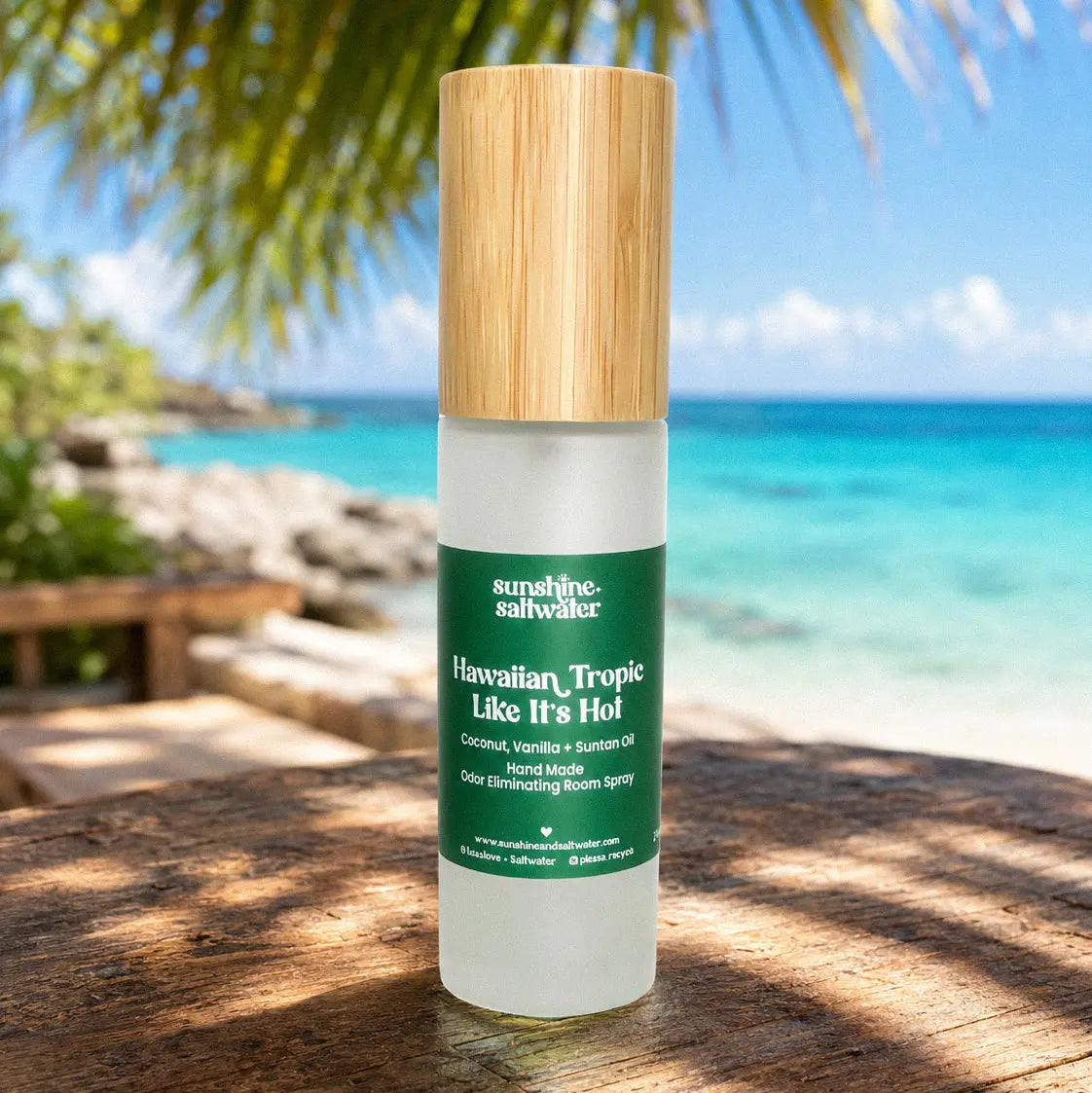 Hawaiian Tropic Like It’s Hot coconut vanilla and suntan oil Room + Car Spray