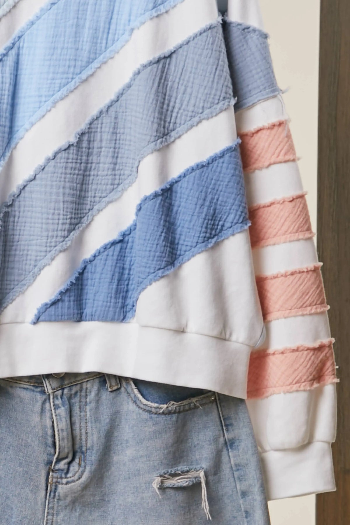 COLORBLOCK TEXTURED STRIPE PULLOVER TOP