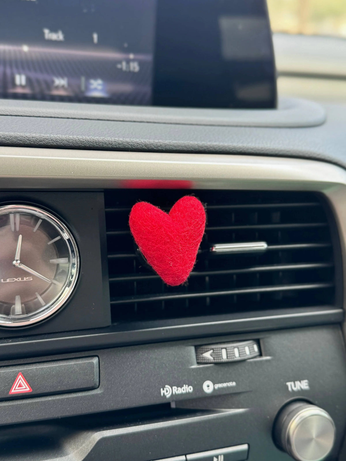Felt Vent Clip - Heart