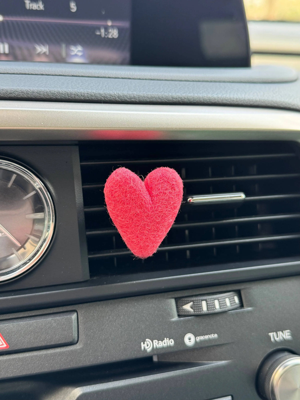 Felt Vent Clip - Heart