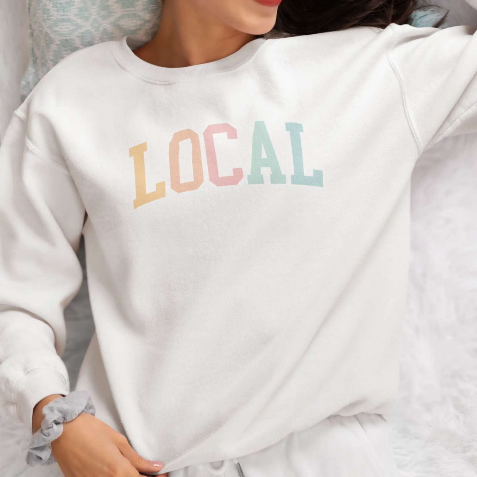 beachy local crewneck