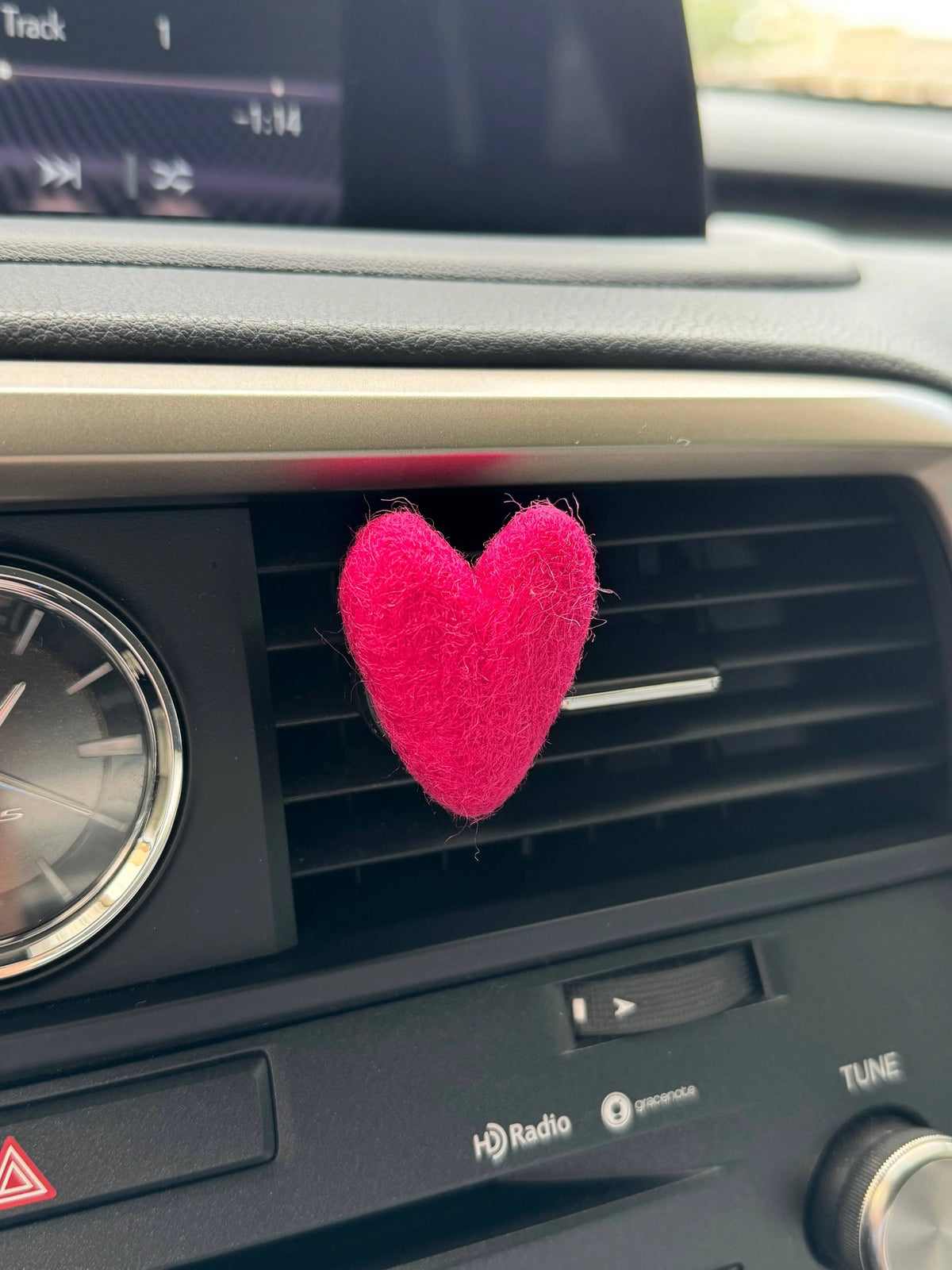 Felt Vent Clip - Heart